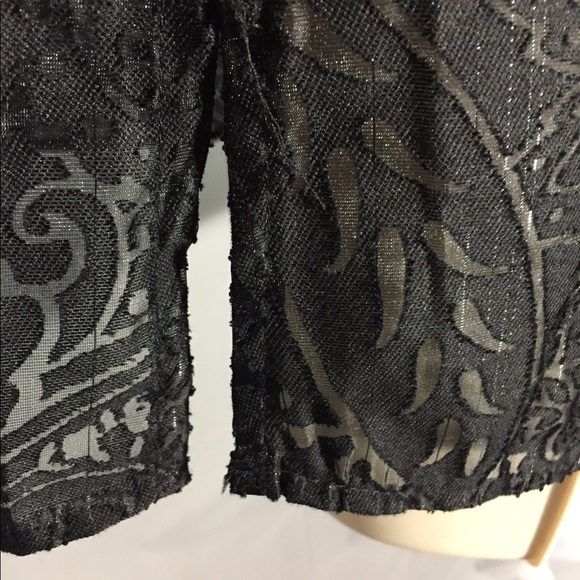 Choices Lace Blouse - Picture 7 of 8